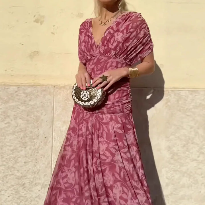 Hayden Laluna | Elegant Dress With V-Neckline