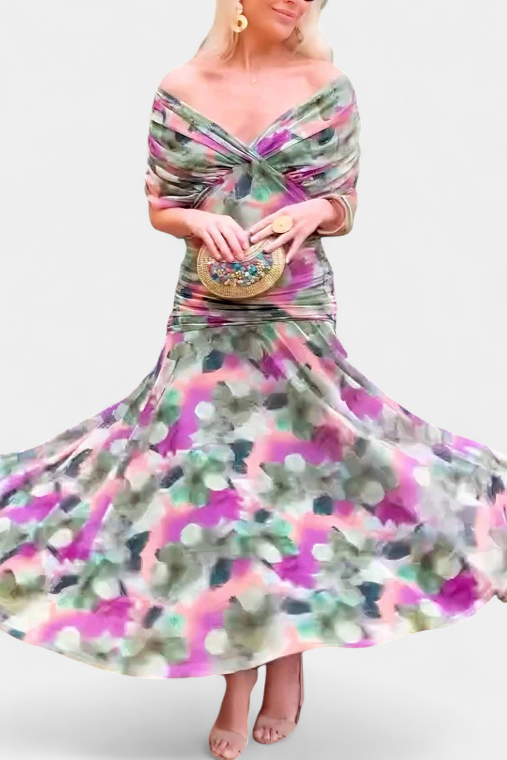 Hayden Laluna | Elegant Dress With V-Neckline