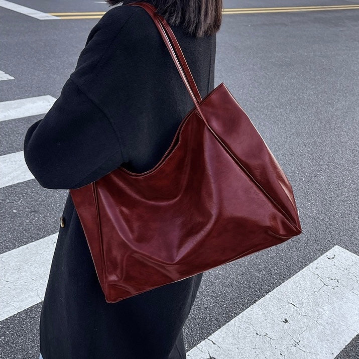 Amara - Classic Leather Vintage Handbag