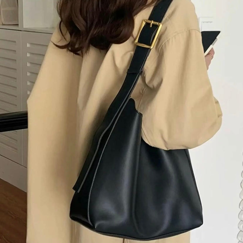 Lena - Chic Handbag