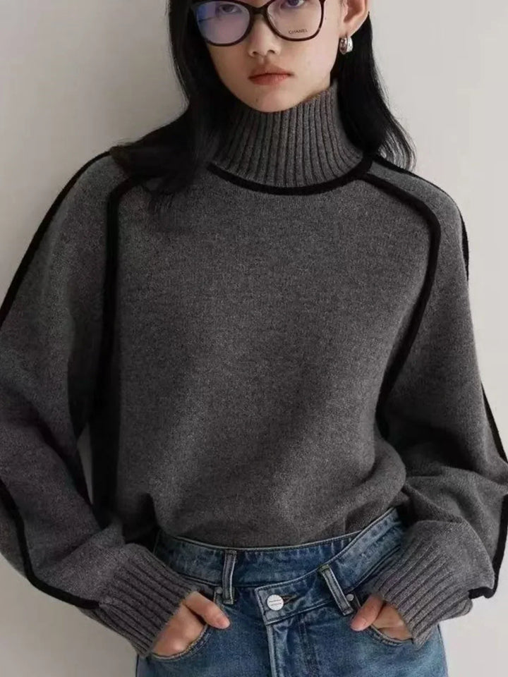 Dona | Elegant Turtleneck sweater