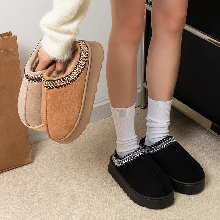 Women Classic Boot With Thick Sole