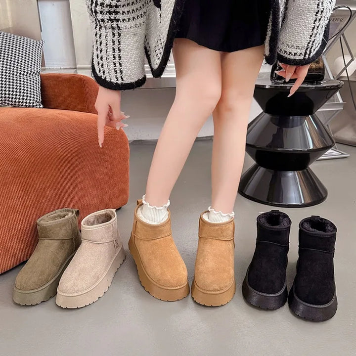 Women Classic Platform Boot With Thick Sole