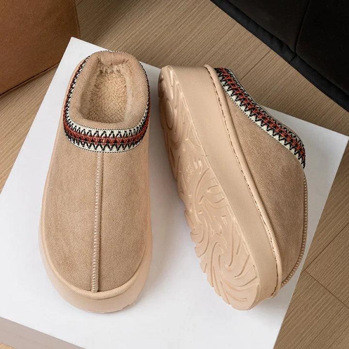 Women Classic Boot With Thick Sole