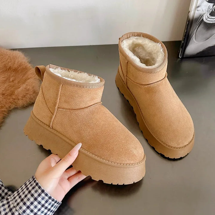 Women Classic Platform Boot With Thick Sole